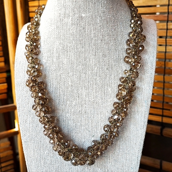 Faceted Glass Crystal Honey Color Gold Tone Necklace & Earrings - Picture 12 of 12